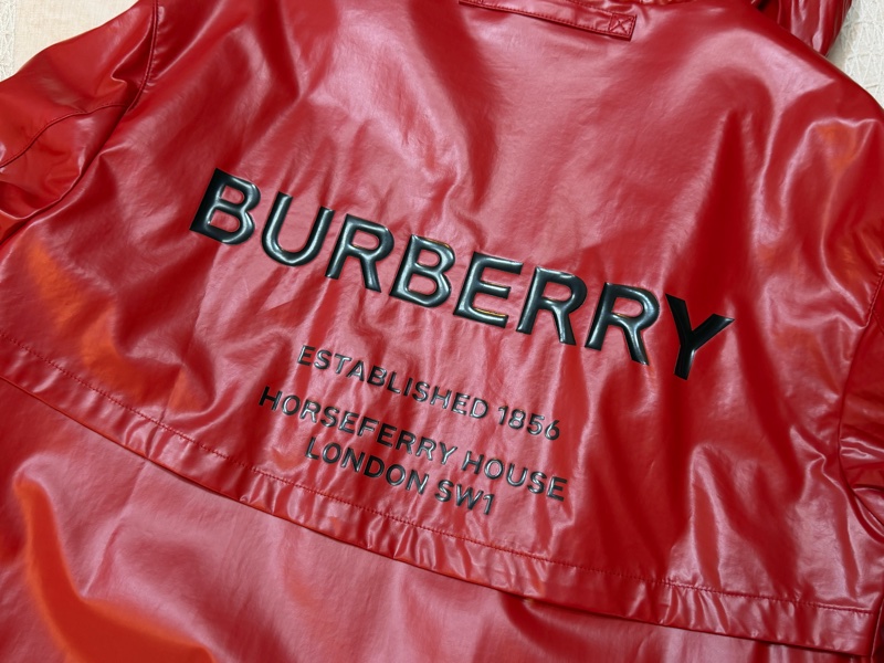 BURBERRY英國紅色連帽風衣UK8-12