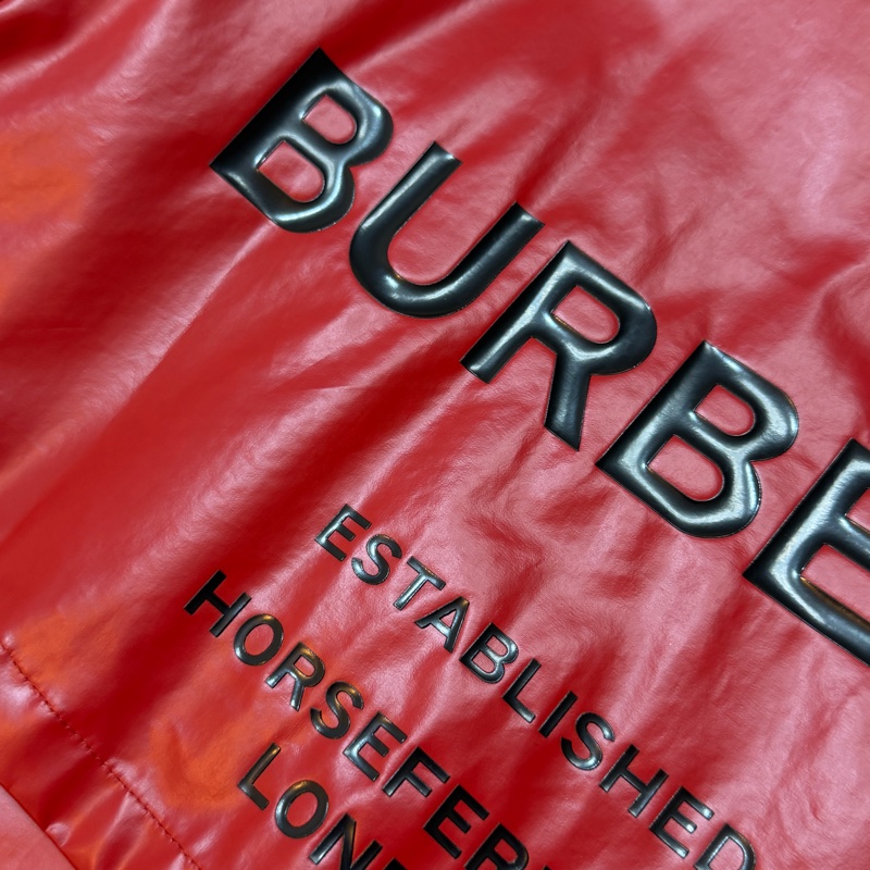 BURBERRY英國紅色連帽風衣UK8-13