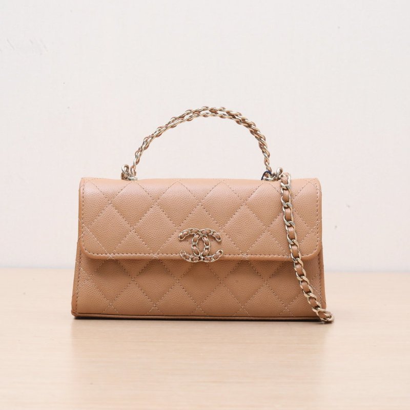 CHANEL 23P手柄Kelly19奶茶色荔枝牛皮鐳射標金扣雙皮穿鏈交叉手柄肩背包-1