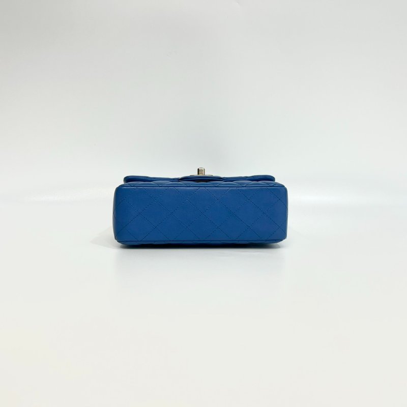 CHANEL藍色羊皮金釦COCO20口蓋包A69900-4