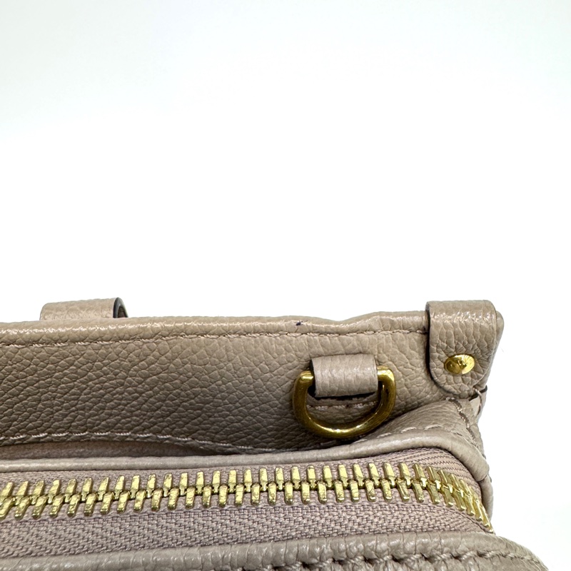 LV 斑鳩灰牛皮OnTheGo East West手提斜背包M23641-13