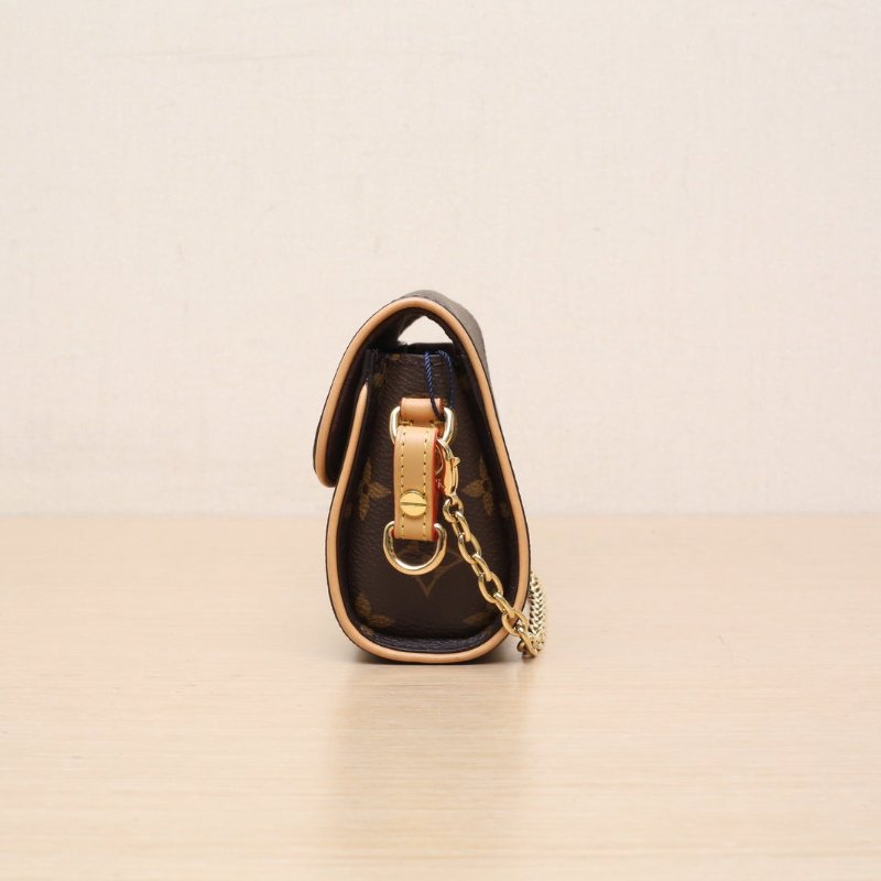 LOUIS VUITTON POCHETTECAMILLE鏈條包老花PVC金扣晶片肩背包-4