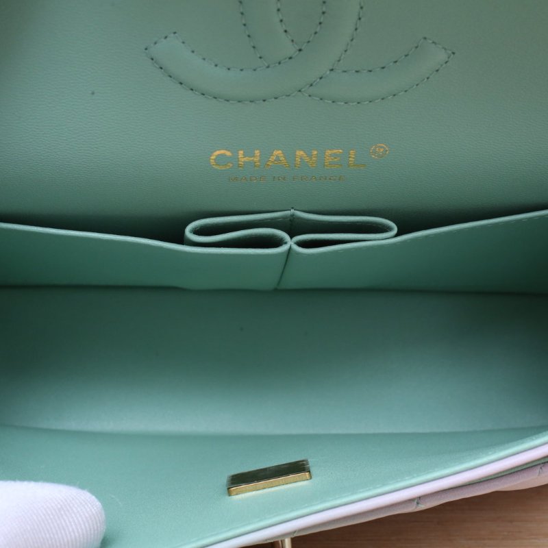 CHANEL CF口蓋包小號23拼色羊皮晶片開金扣菱格紋肩背包-4