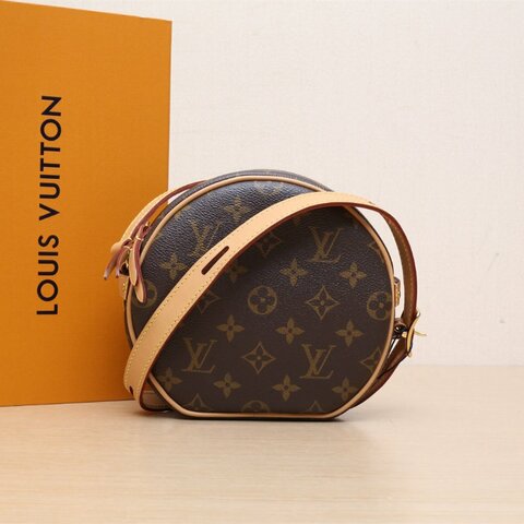 LOUIS VUITTON BOITECHAPEAUSOUPLE軟圓餅小號17老花PVC晶片肩背包