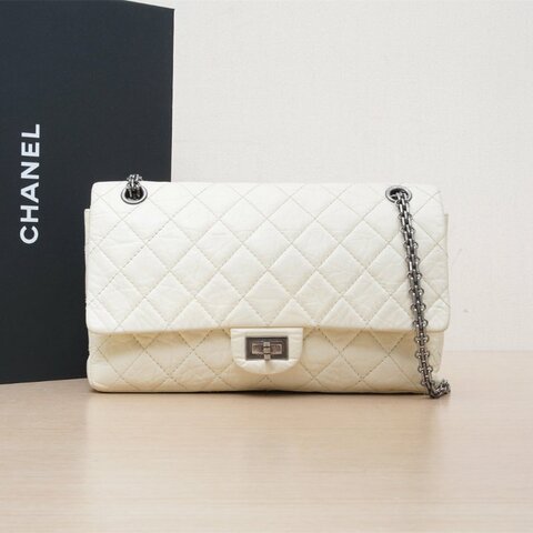 CHANEL 2.55口蓋包大號28白色牛皮13開銀扣肩背包