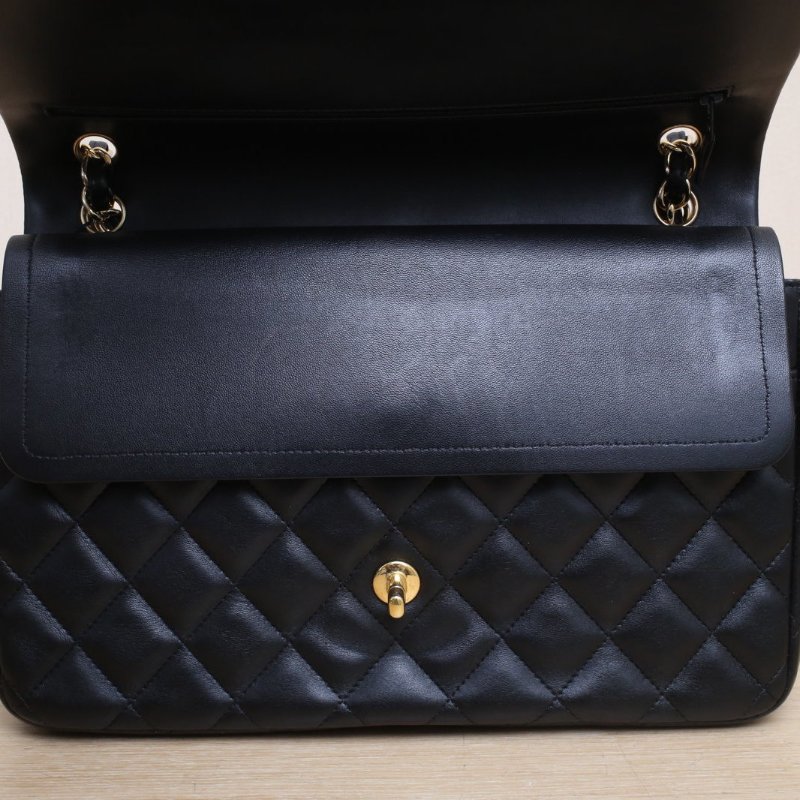 CHANEL CF口蓋包JUMBO30黑色羊皮19開金扣肩背包-2