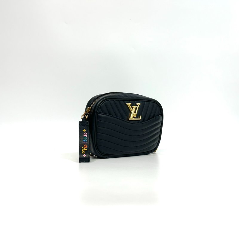 LV黑金牛皮縫線彩色皮標拉鍊相機包M53682-3