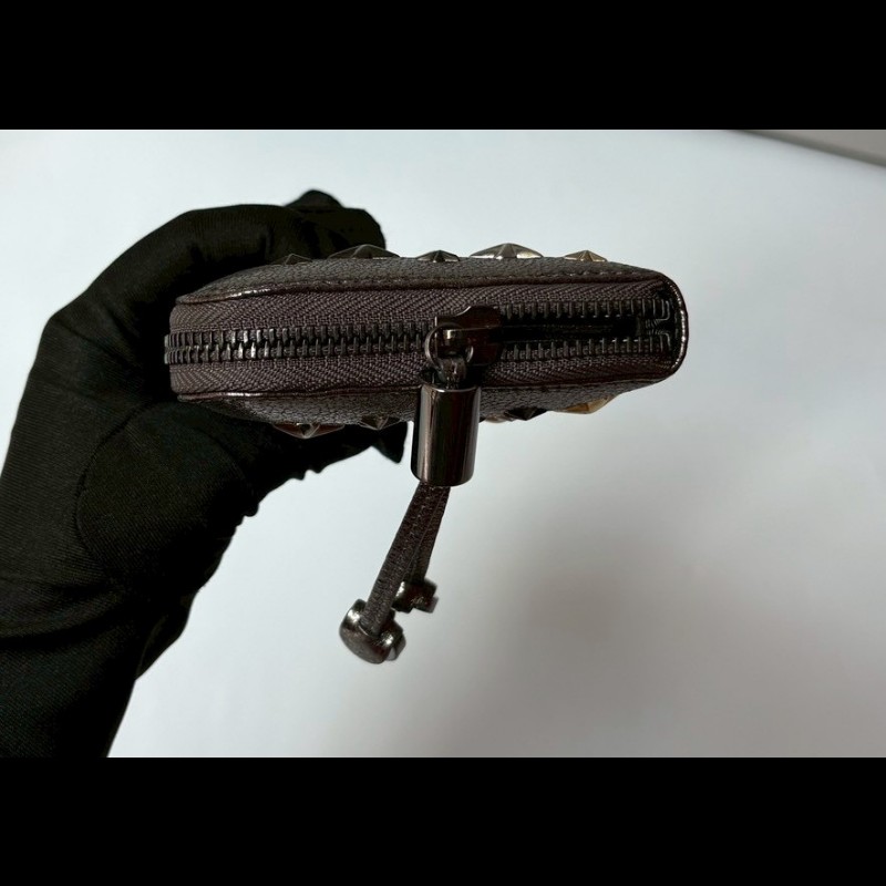 Jimmy Choo 銀色皮革星星鉚釘拉鍊長夾-5