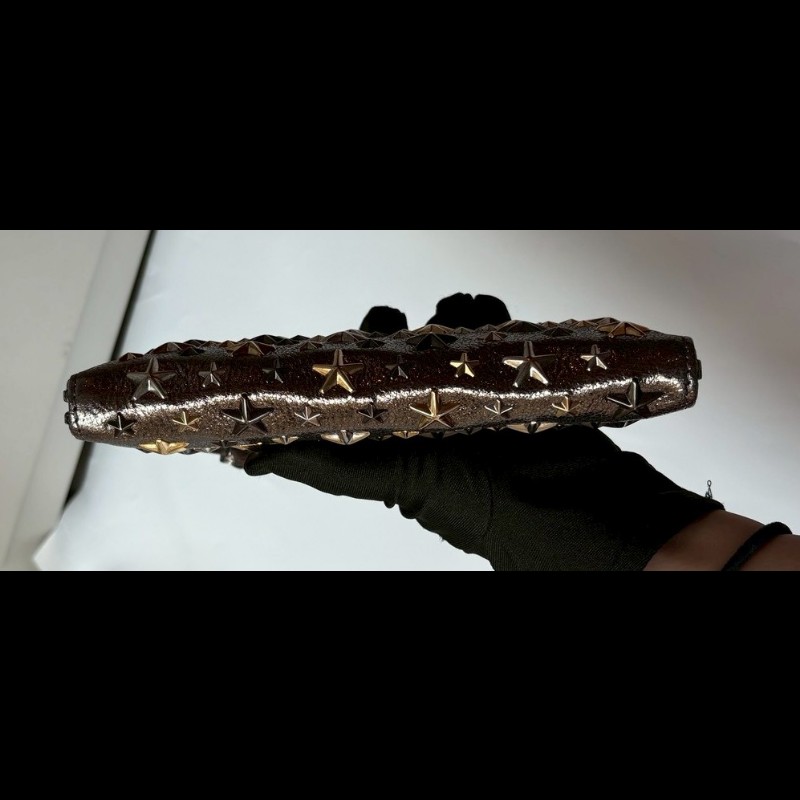 Jimmy Choo 銀色皮革星星鉚釘拉鍊長夾-12