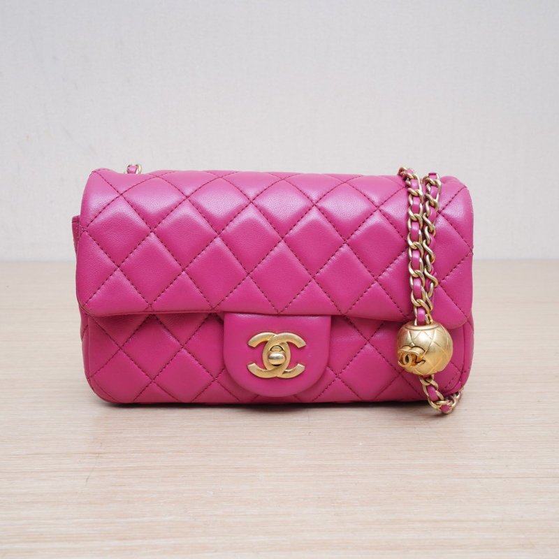 CHANEL CF口蓋包大Mini20玫紅羊皮30開金扣金球調節扣肩帶肩背包-1