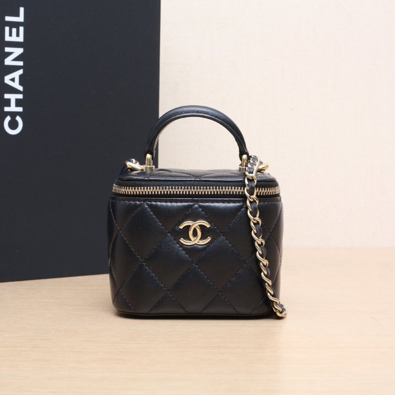 CHANEL 21A手提方盒子化妝包無鏡子10黑色羊皮31開淺金扣皮手柄肩背包-0