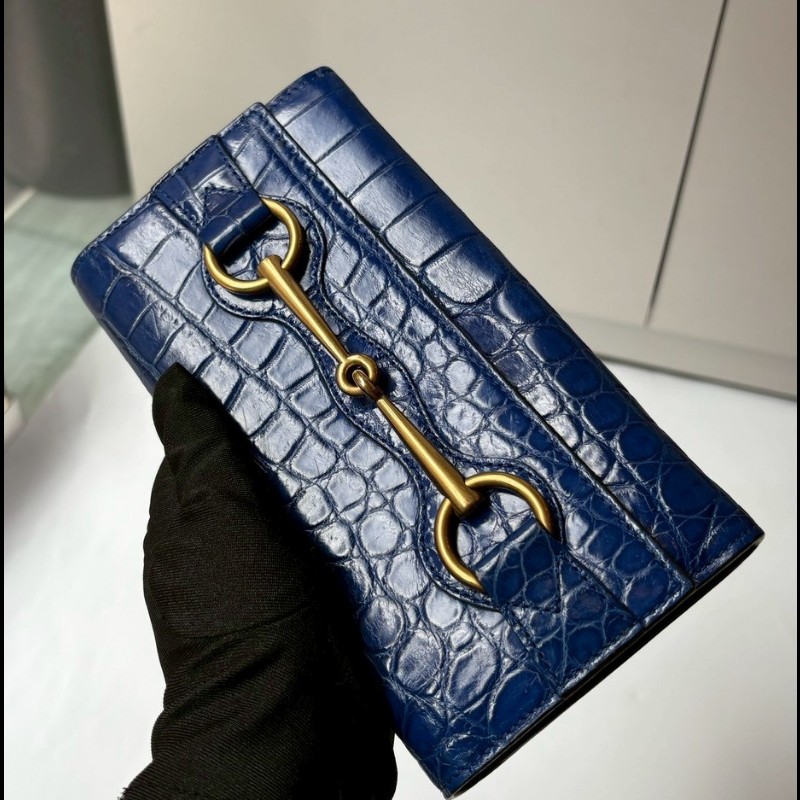 Gucci 寶藍色壓鱷魚紋皮革下蓋長夾-3