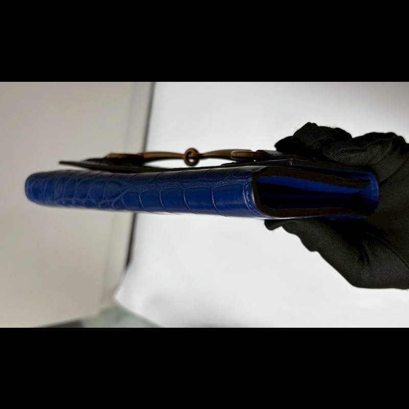 Gucci 寶藍色壓鱷魚紋皮革下蓋長夾-5