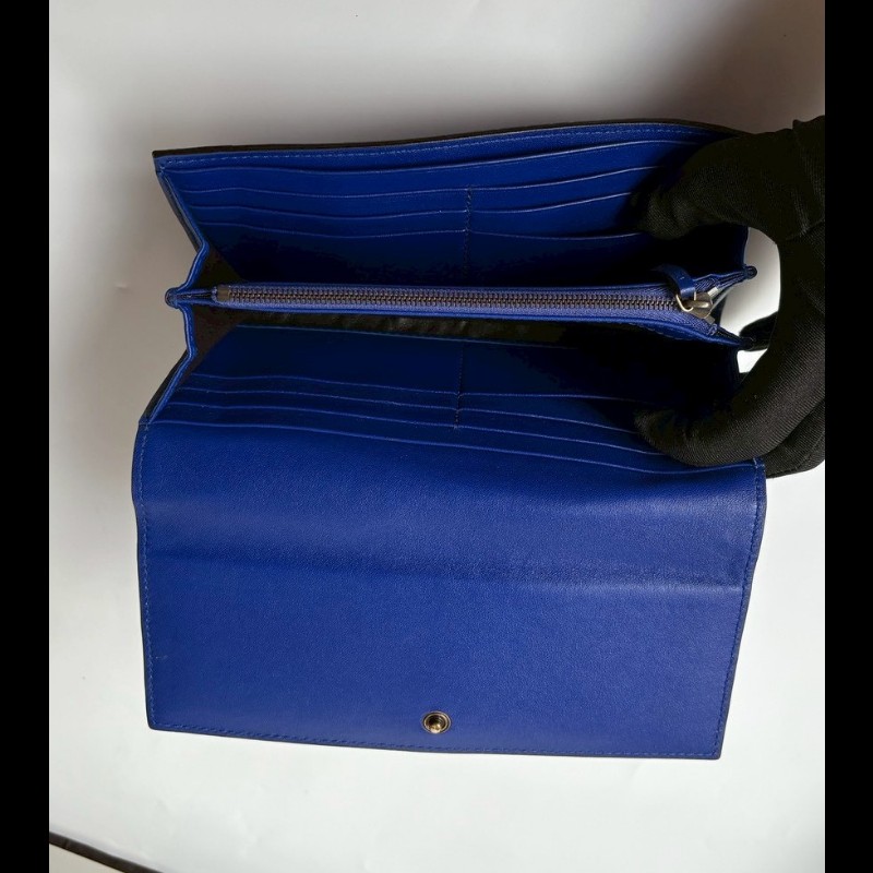 Gucci 寶藍色壓鱷魚紋皮革下蓋長夾-16