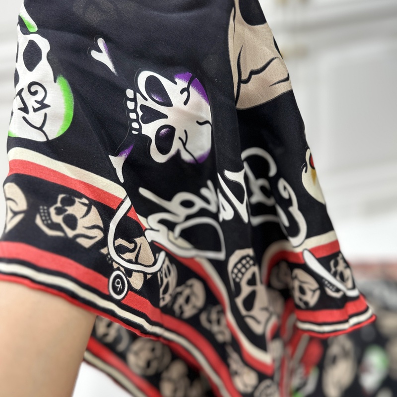 ALEXANDER MCQUEEN 骷髏頭 平口上衣 絲巾 圍巾 披巾 披肩-8