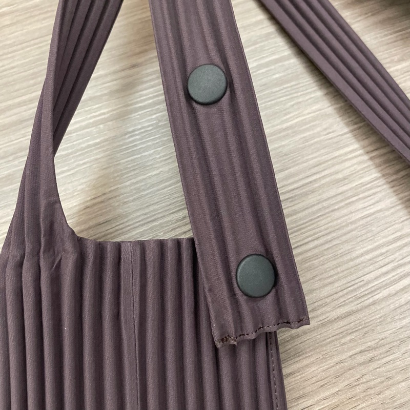 三宅一生 手機包 Homme Plisse 熱賣款-3