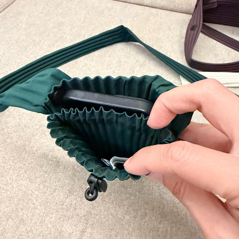 三宅一生 手機包 Homme Plisse 熱賣款-7