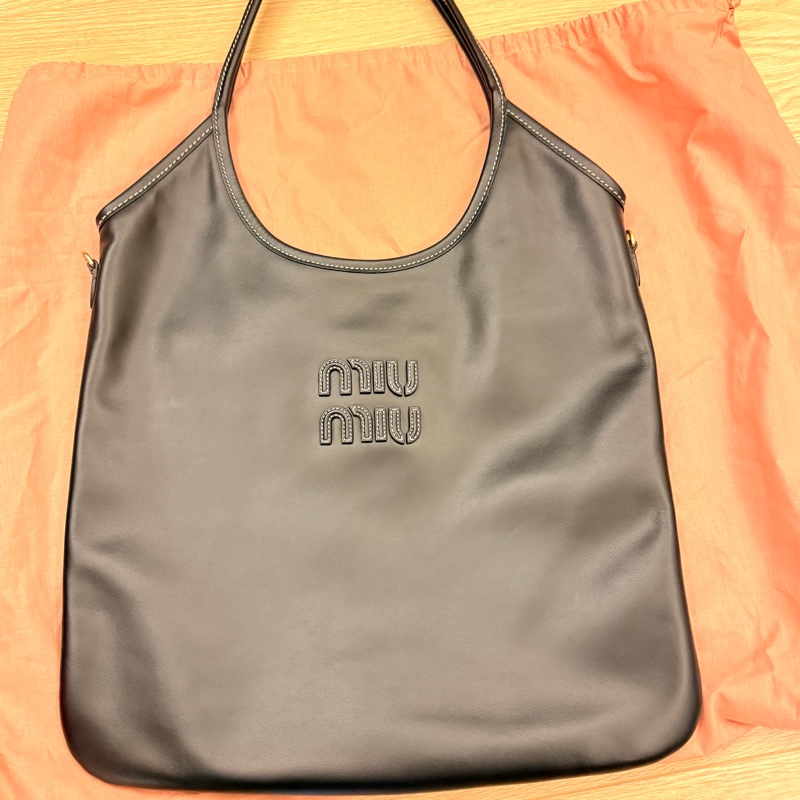 Miu Miu Ivy 大型真皮手提包(黑色)|義大利製|大型尺寸 40×35cm-7