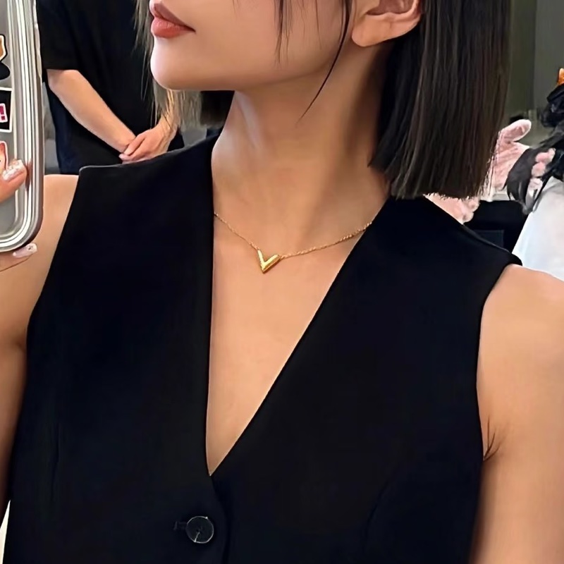 莉亞精品♡LV M61083 V字項鍊 二手-2