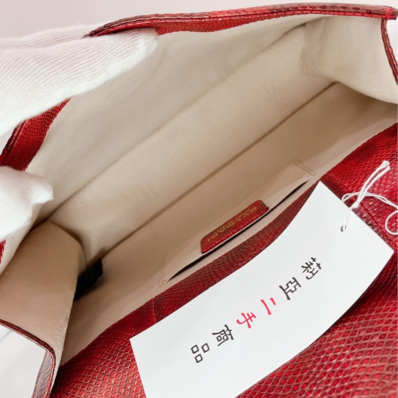 莉亞精品♡寶格麗 蛇頭斜背包 紅 二手-14