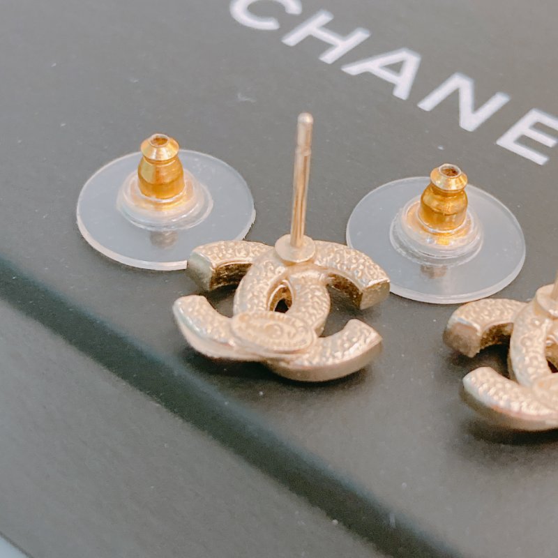 MS0382 Chanel 香奈兒 經典 CC Logo 最小 淡金 水鑽  Classic 1.2 cm CC Logo Earrings Crystal x GHW-5
