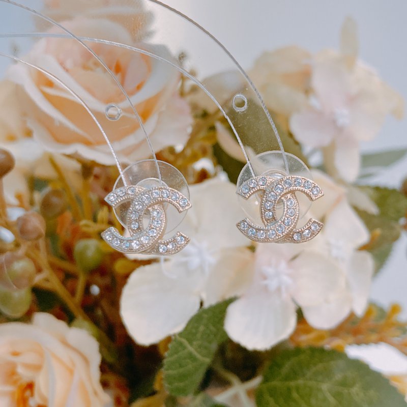MS0382 Chanel 香奈兒 經典 CC Logo 最小 淡金 水鑽  Classic 1.2 cm CC Logo Earrings Crystal x GHW-7