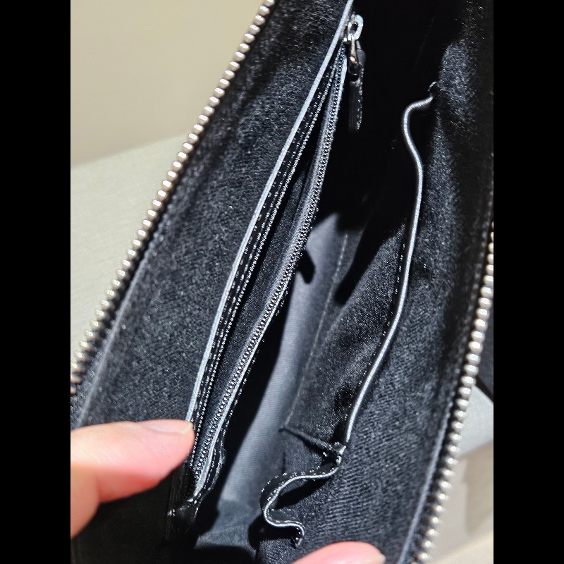 (95新)萬寶龍Montblanc 側背包/郵差包 防刮牛皮 部份膠膜未撕-1