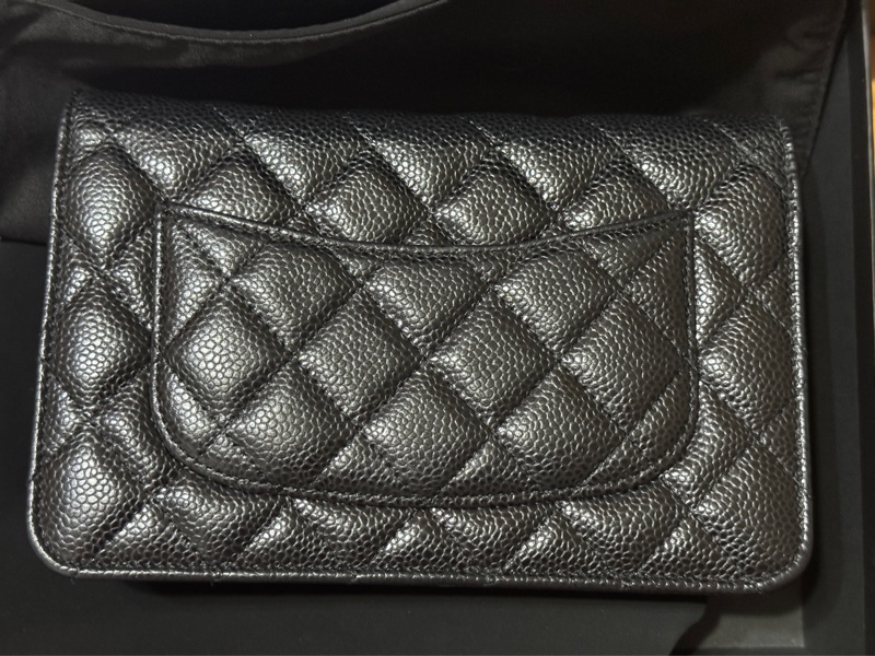 CHANEL WOC 黑色荔枝皮銀扣-6