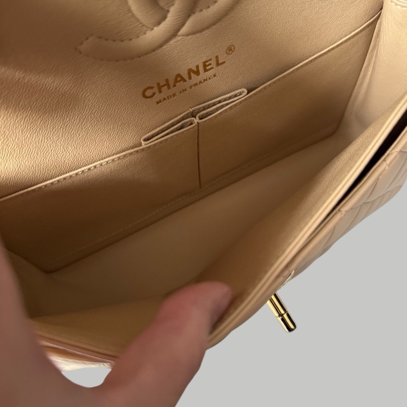 Chanel Lambskin 23cm 羊皮奶茶金扣-9