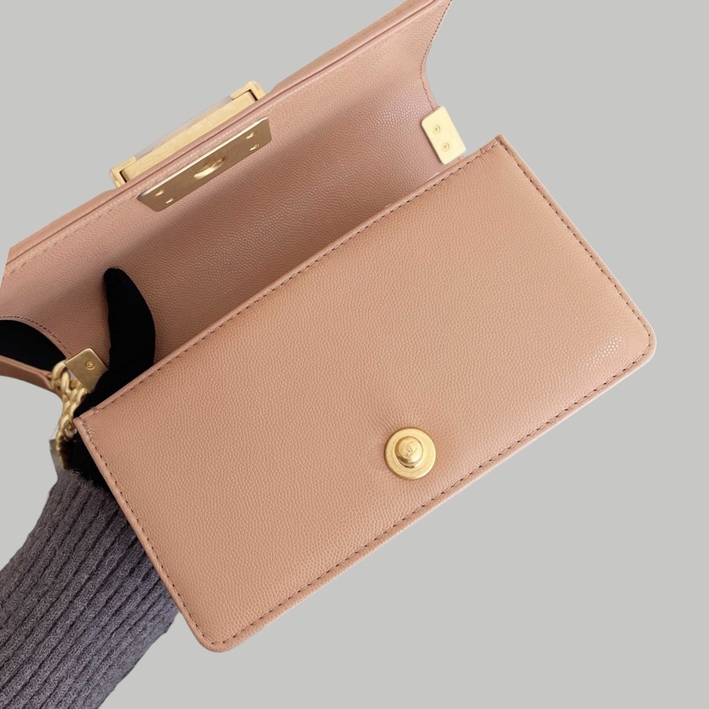 Chanel Caviar Leboy 荔枝皮奶茶金扣-6