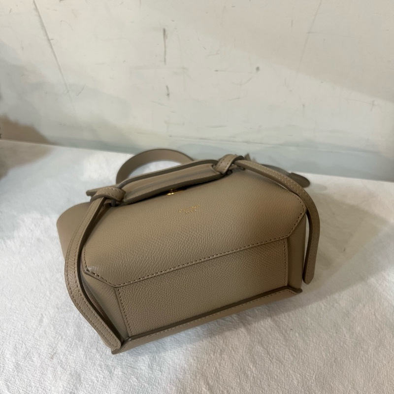 ෆ Celine belt pico鯰魚包🧋🧸奶茶色-12