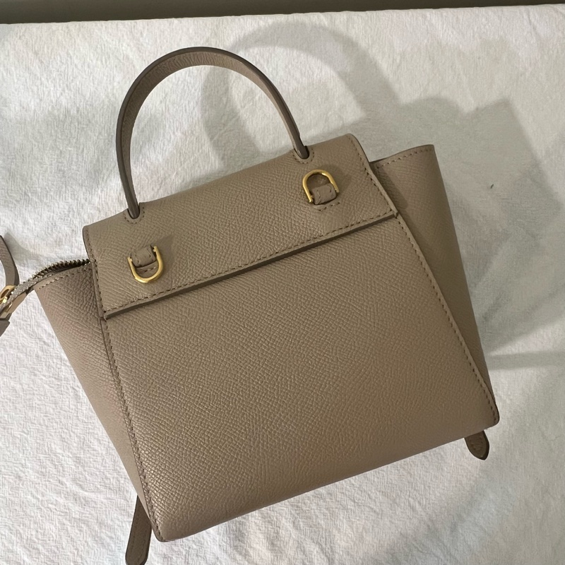 ෆ Celine belt pico鯰魚包🧋🧸奶茶色-15