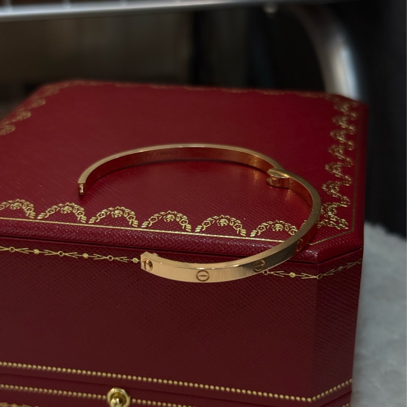 （2025台灣專櫃購入）Cartier love 玫瑰金手環 細版-2