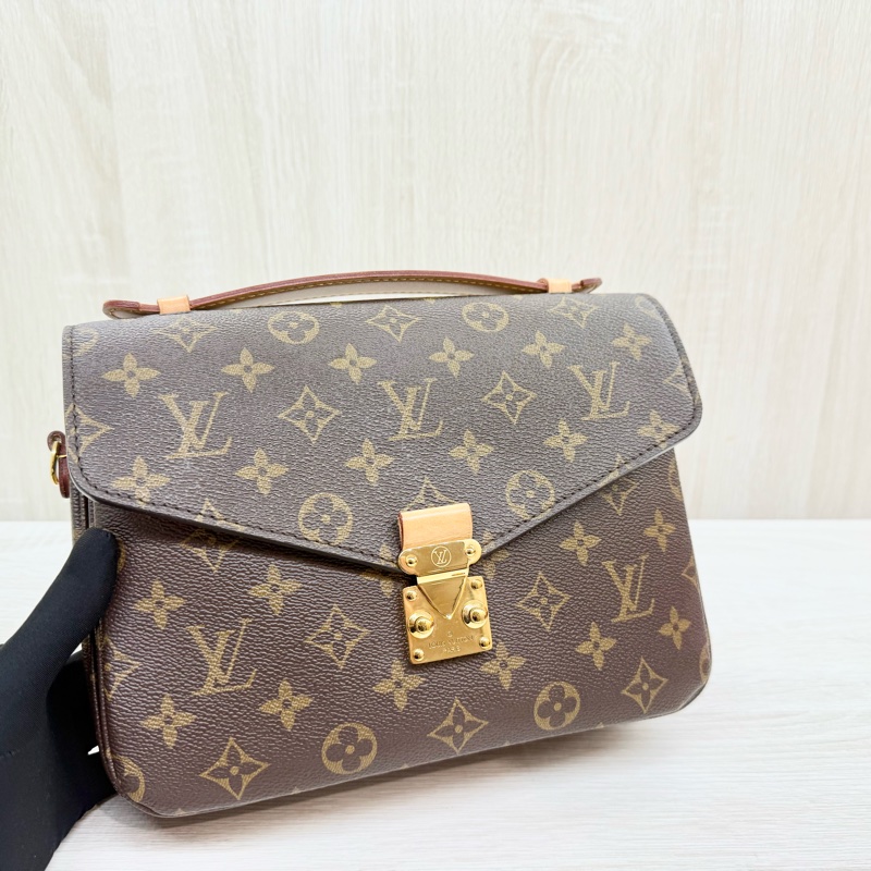 LV原花下蓋Pochette Metis郵差包M44875-4