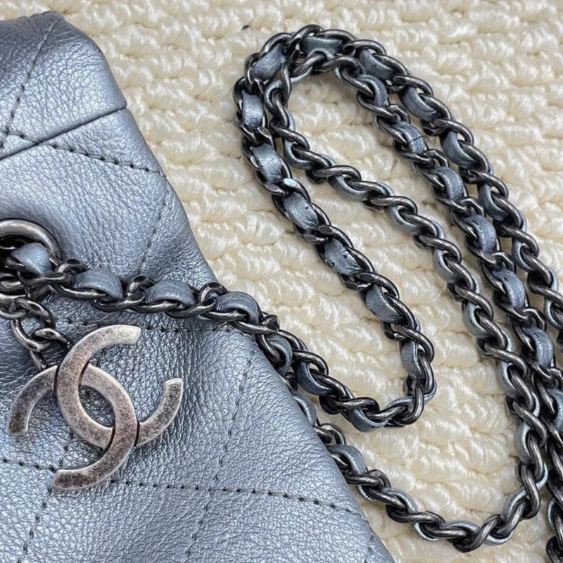 Chanel 銀色荔枝紋牛皮福袋包 錢袋子 98新 小眾不撞款 鐳射21開 31×30cm-2