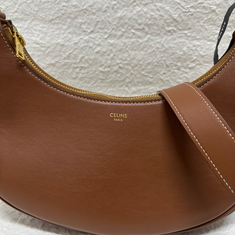 Celine Ava 中號焦糖色 月牙hobo，單肩包-1