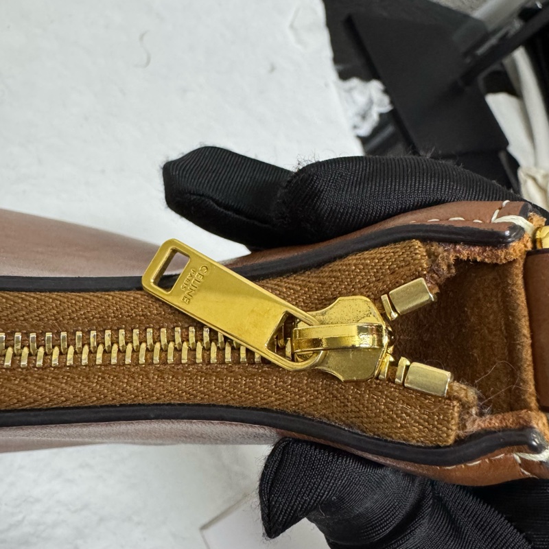 Celine Ava 中號焦糖色 月牙hobo，單肩包-13