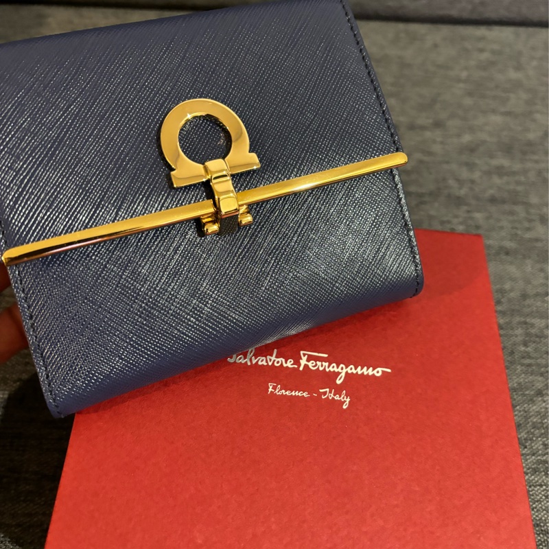 Ferragamo馬蹄短夾-9