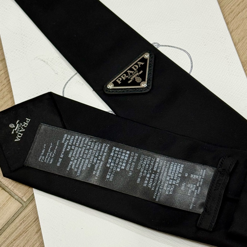 Prada 經典鐵標Re-Nylon黑色尼龍領帶-2