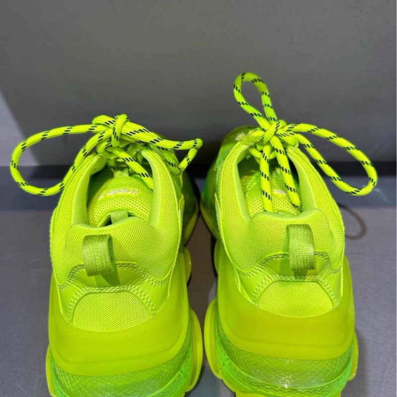 街頭霸王🕶️近新🈶臺灣購證 專櫃原價近4w😻Balenciaga螢光綠triple s 40碼氣墊老爹鞋休閒鞋-11