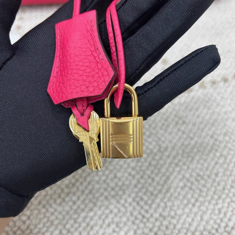 愛馬仕 kelly28墨西哥粉金扣togo皮 Y刻全新 閒置 附件塵袋-7