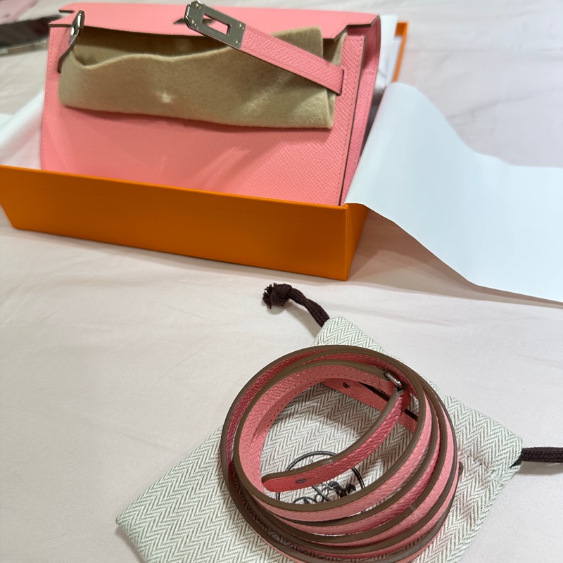 ꧁ Hermès 💕 Kelly To Go Wallet 💕 奶昔粉꧂-1