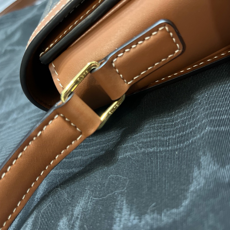 CELINE TEEN TRIOMPHE 棕色老花包-11