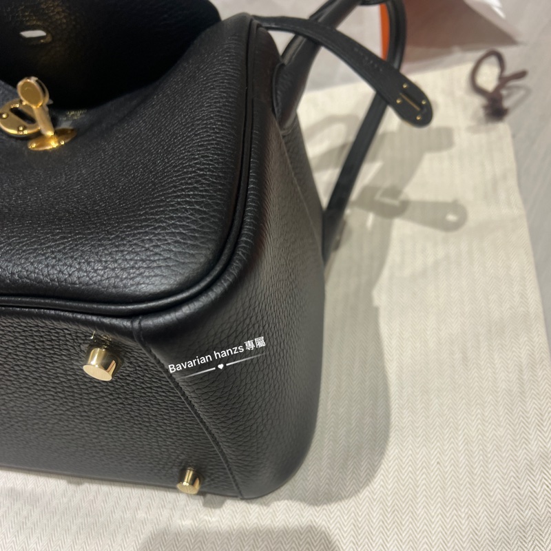 Hermès  Lindy 26黑金牛-14
