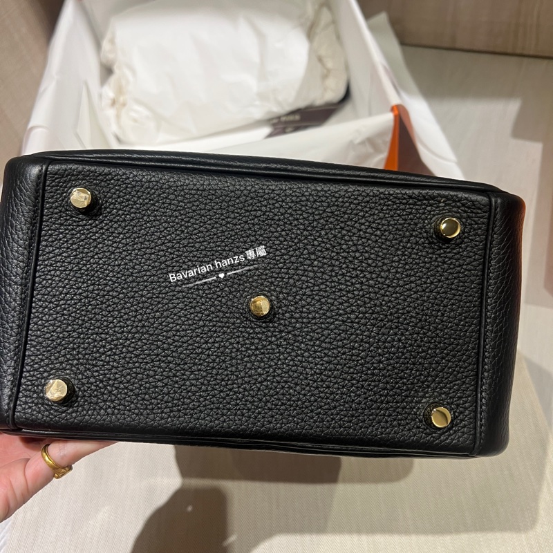 Hermès  Lindy 26黑金牛-19