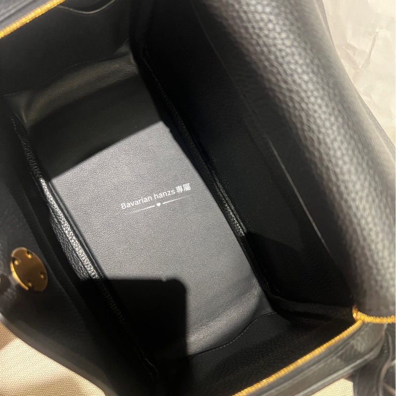 Hermès  Lindy 26黑金牛-21