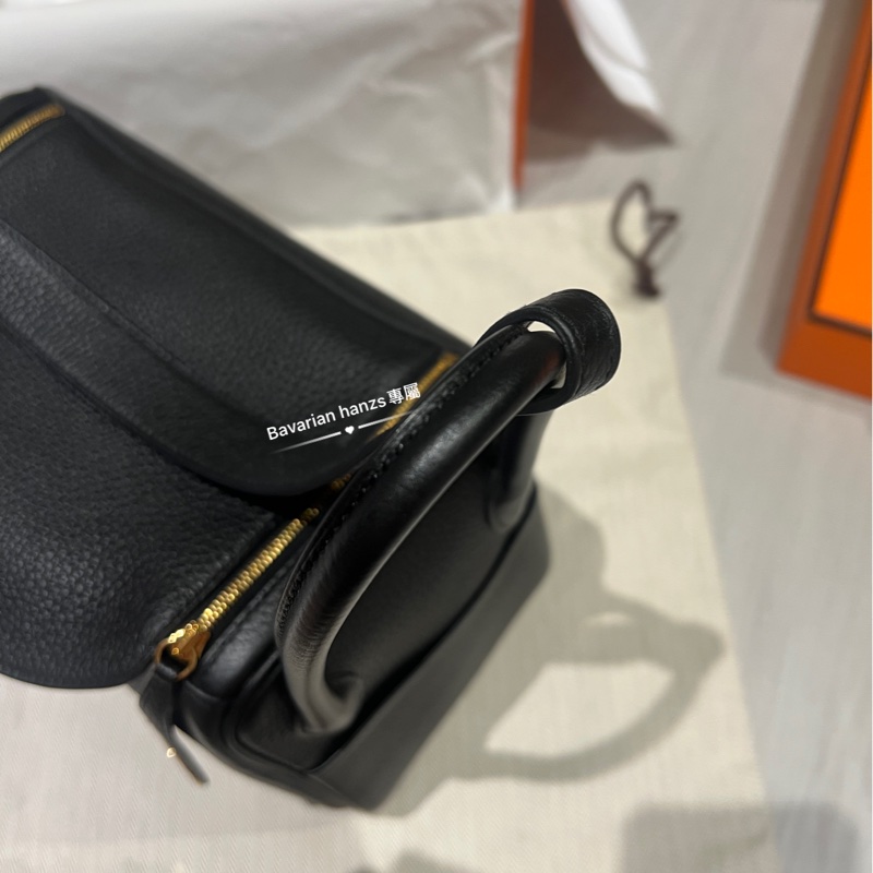 Hermès  Lindy 26黑金牛-23