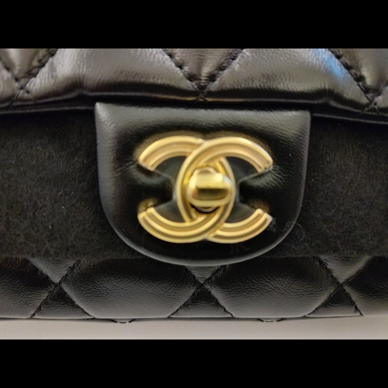 香奈兒手提斜背口蓋包-14