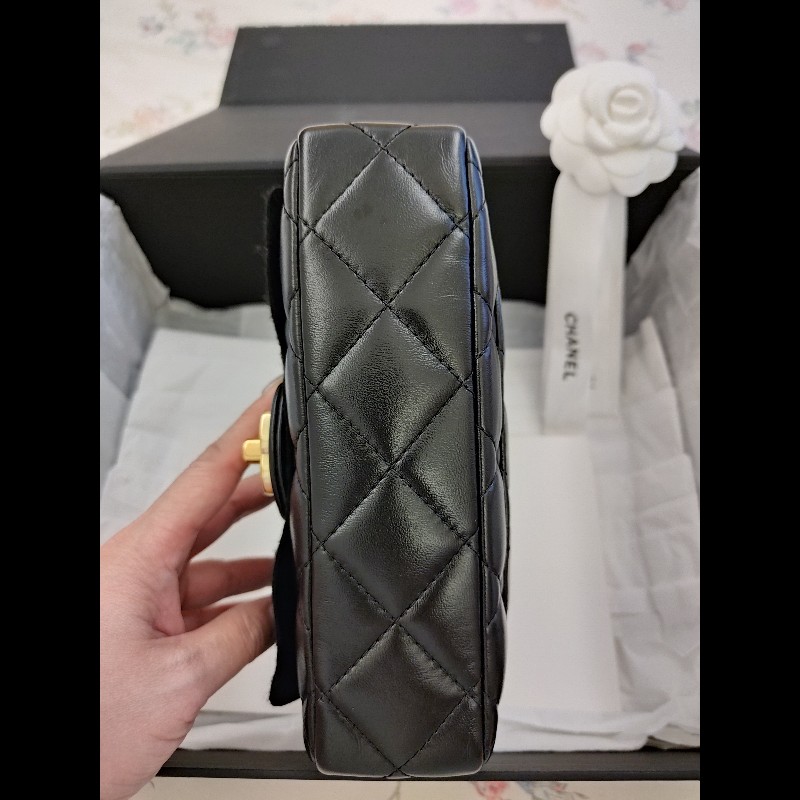 香奈兒手提斜背口蓋包-18