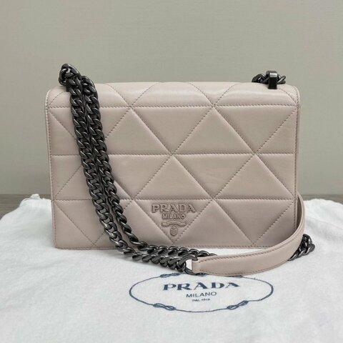 PRADA 粉色菱格紋肩背斜背包 24*16*7 98新配件塵袋
